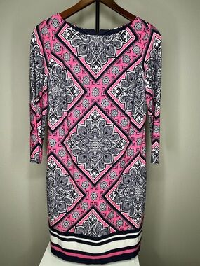 Vince Camuto Pink and Navy Paisley Print Shift Dress